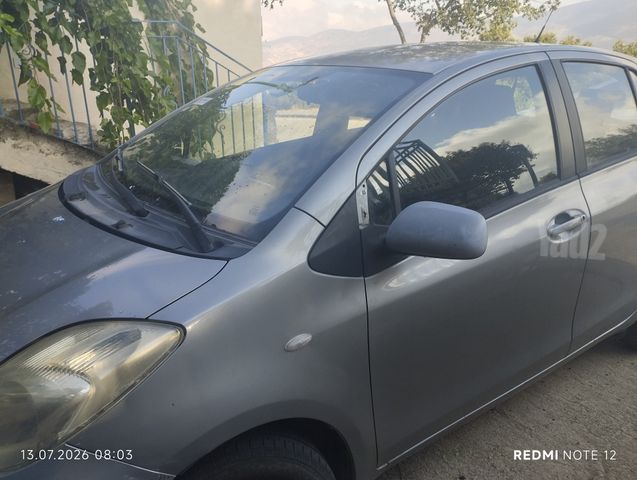 טויוטה יאריס