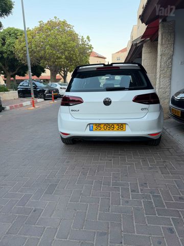 פולקסווגן גולף