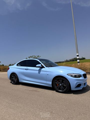 מודעת רכב ב מ וו סדרה 2