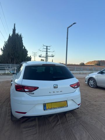 סיאט לאון