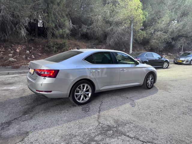 סקודה סופרב