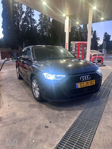 מודעת רכב אאודי A1