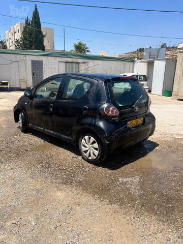 טויוטה אייגו