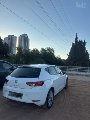 סיאט לאון