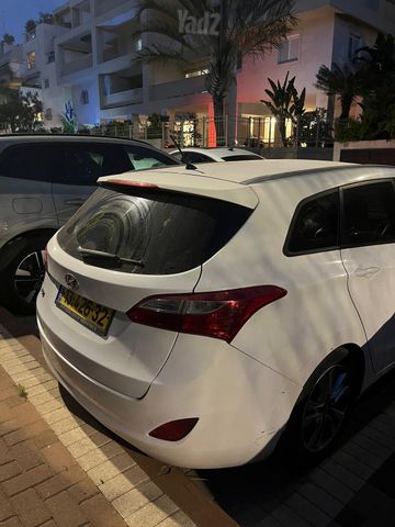 יונדאי i30