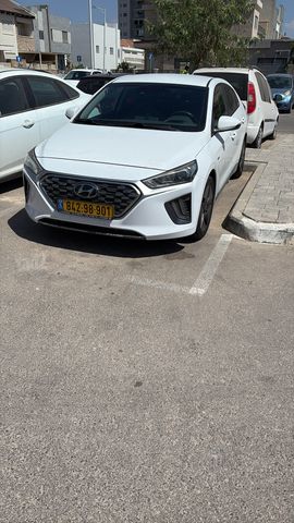 יונדאי איוניק