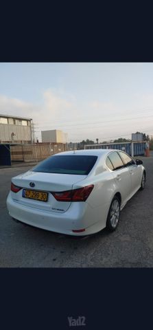 מודעת רכב לקסוס GS