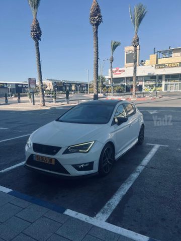 מודעת רכב סיאט לאון