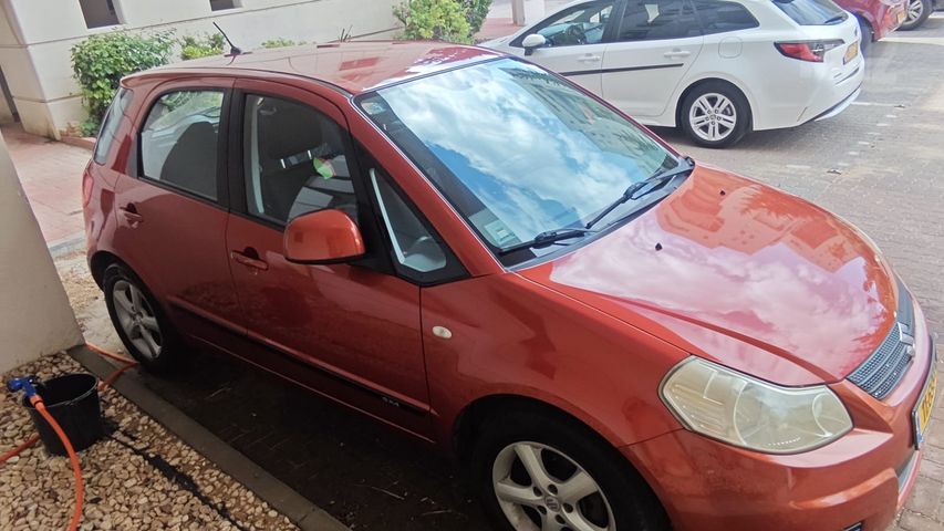 סוזוקי SX4