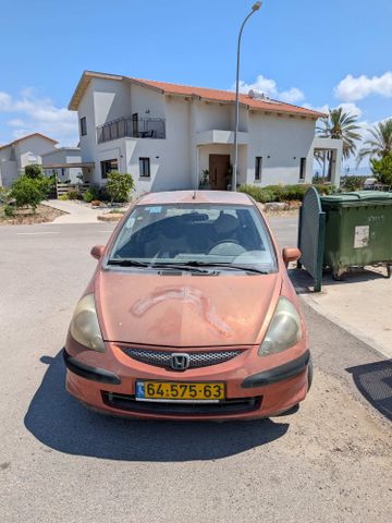 מודעת רכב הונדה ג'אז
