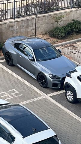 ב מ וו M2