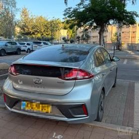 יונדאי איוניק