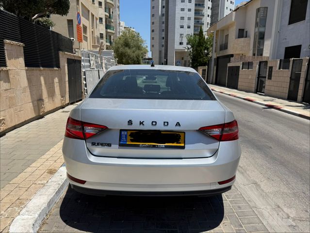 סקודה סופרב