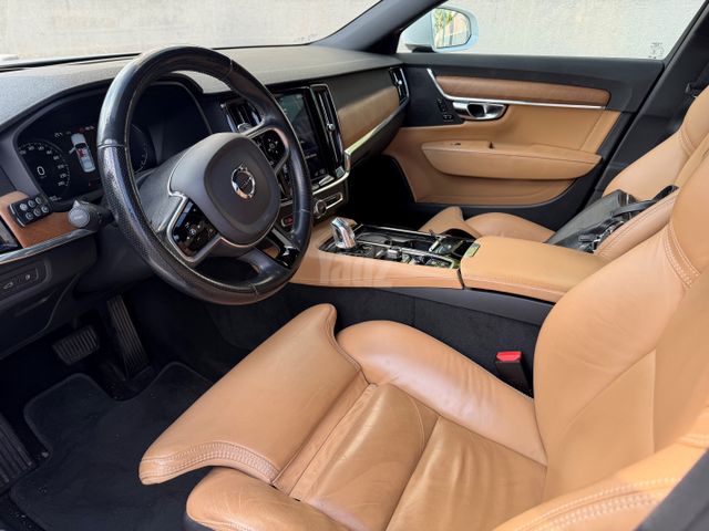 וולוו S90