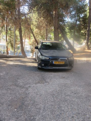 מודעת רכב מיצובישי לנסר