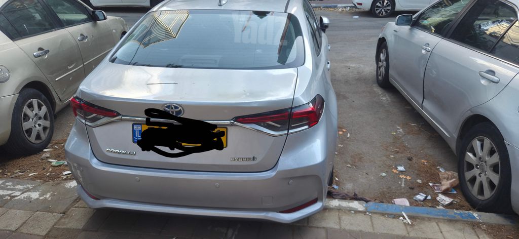 מודעת רכב טויוטה קורולה