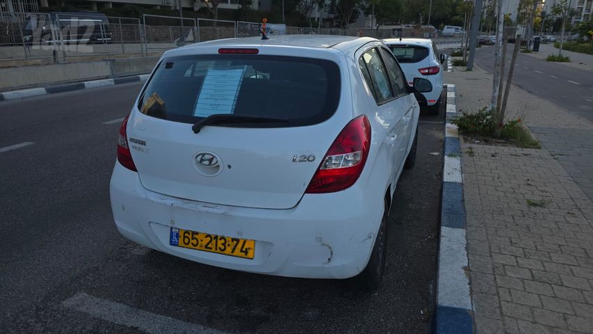 יונדאי i20