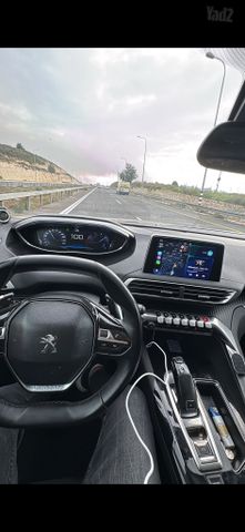 פיג'ו 3008