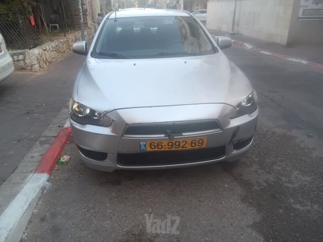 מיצובישי לנסר