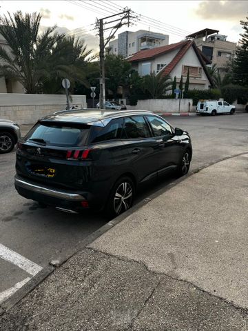 פיג'ו 3008