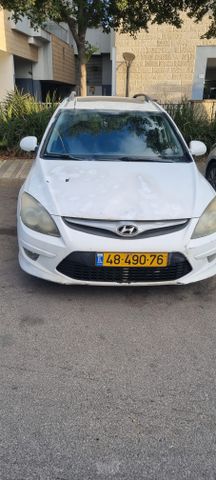 יונדאי i30