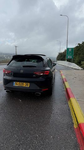 סיאט לאון