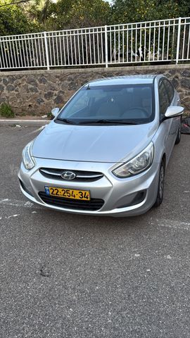 יונדאי אקסנט i25