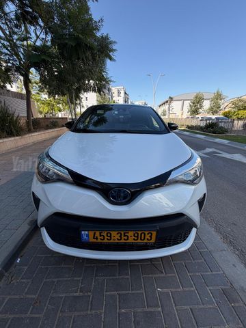 טויוטה C-HR