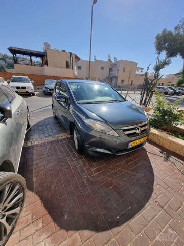 הונדה FR-V