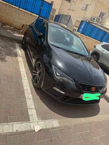 סיאט לאון
