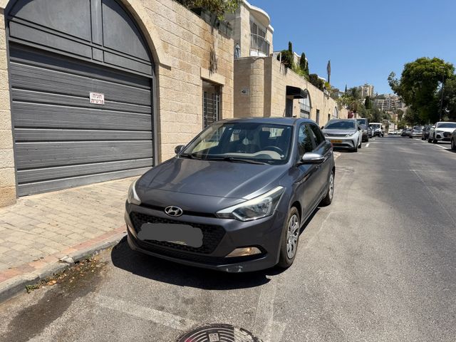 מודעת רכב יונדאי i20