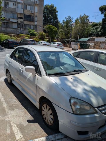 סוזוקי ליאנה