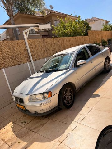 וולוו S60