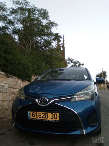 טויוטה יאריס