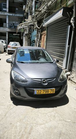 מודעת רכב מאזדה 2