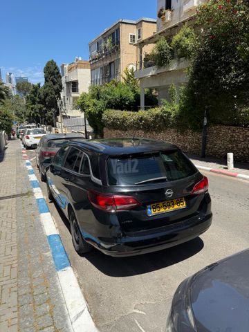 אופל אסטרה