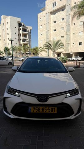 מודעת רכב טויוטה קורולה