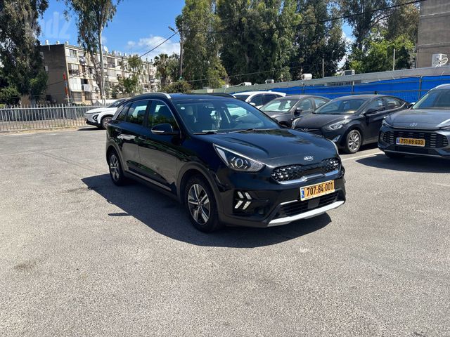 קיה נירו