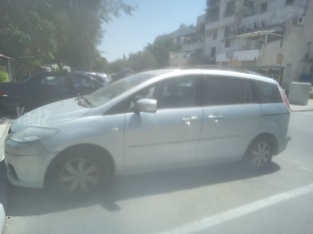 מודעת רכב מאזדה 5
