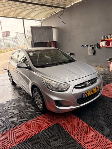 יונדאי אקסנט i25