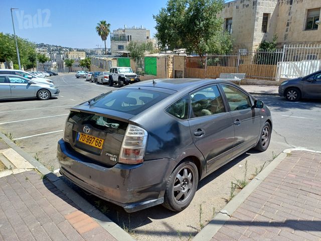 טויוטה פריוס