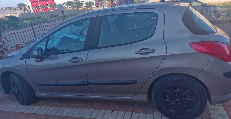 פיג'ו 308