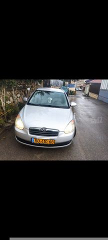 יונדאי אקסנט i25