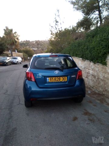 טויוטה יאריס