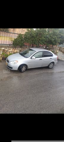 יונדאי אקסנט i25