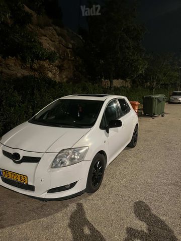 טויוטה אוריס