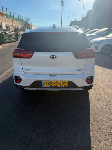 קיה נירו