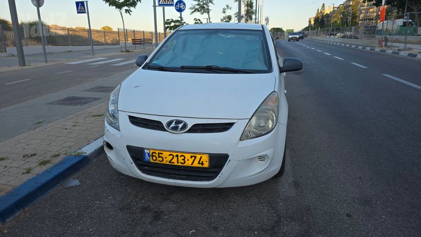 יונדאי i20