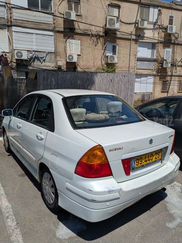 סוזוקי ליאנה