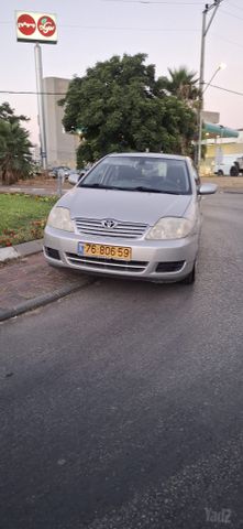 טויוטה קורולה